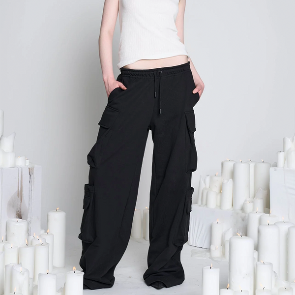 NAMILIA - CARGO SWEATPANTS BLACK