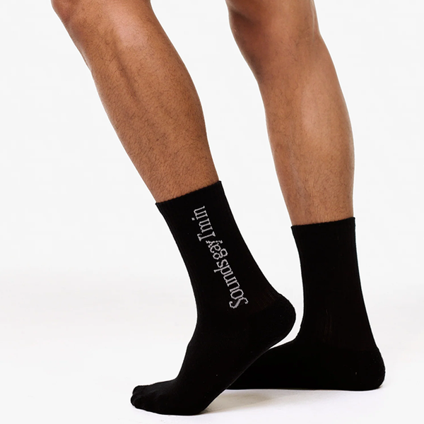 CARNE BOLLENTE - SMELLS GAY I'M IN SOKCS