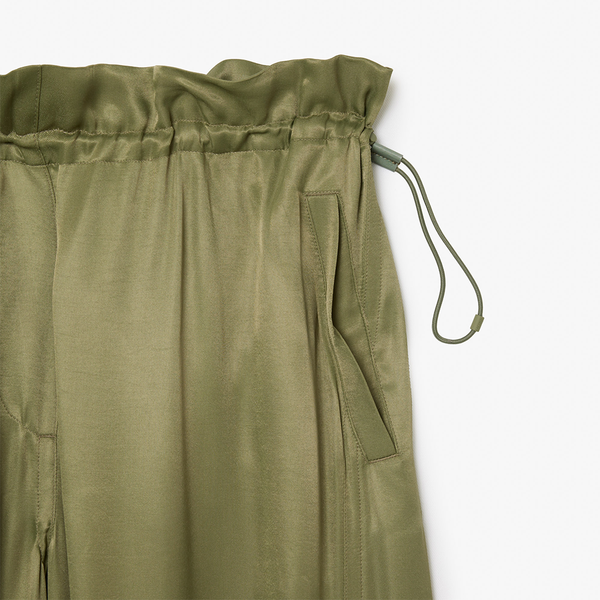 LACOSTE - OVERSIZED SATIN CARGO PANTS KHAKI