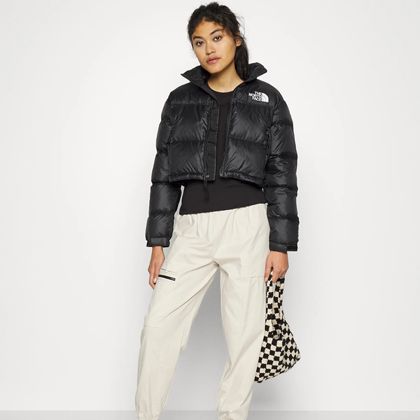 THE NORTH FACE -  W NUPTSE SHORT JACKET TNF BLACK