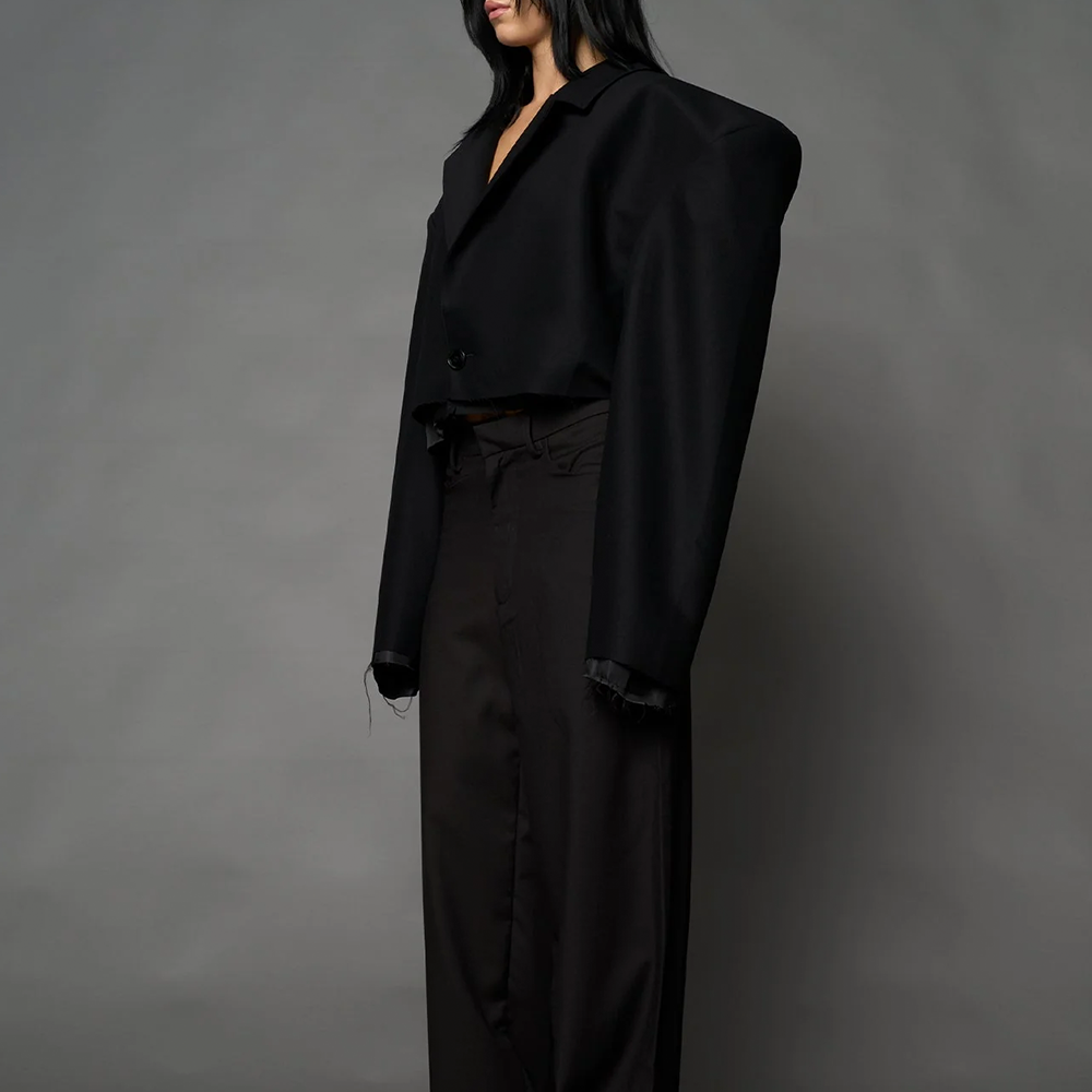 NAMILIA - CROPPED BLAZER BLACK