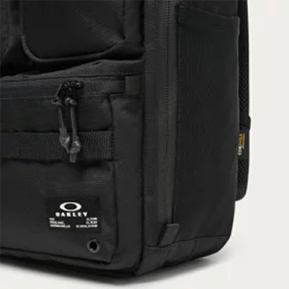 OAKLEY - ESSENTIAL BACKPACK 8.0 BLACK