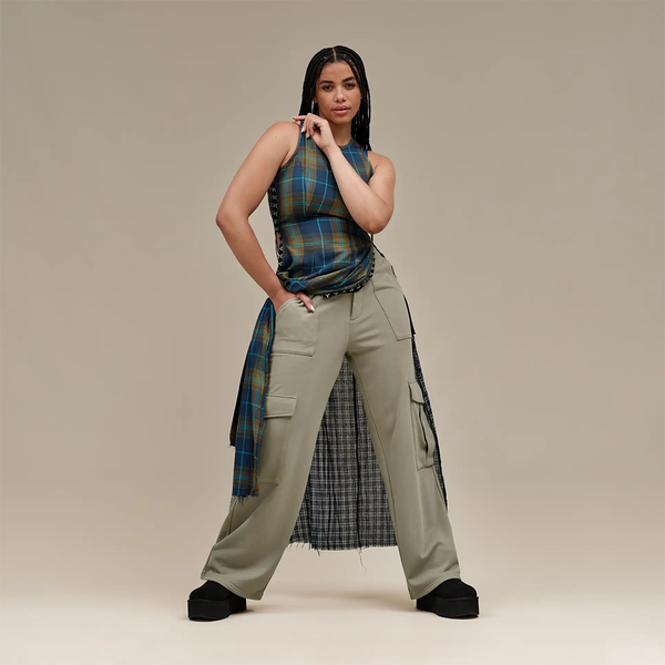 UGG - W CLASSIC MINI PLATFORM BLACK