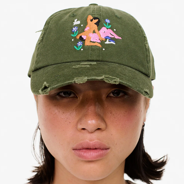 CARNE BOLLENTE - BUNNIES IN BLOOM CAP